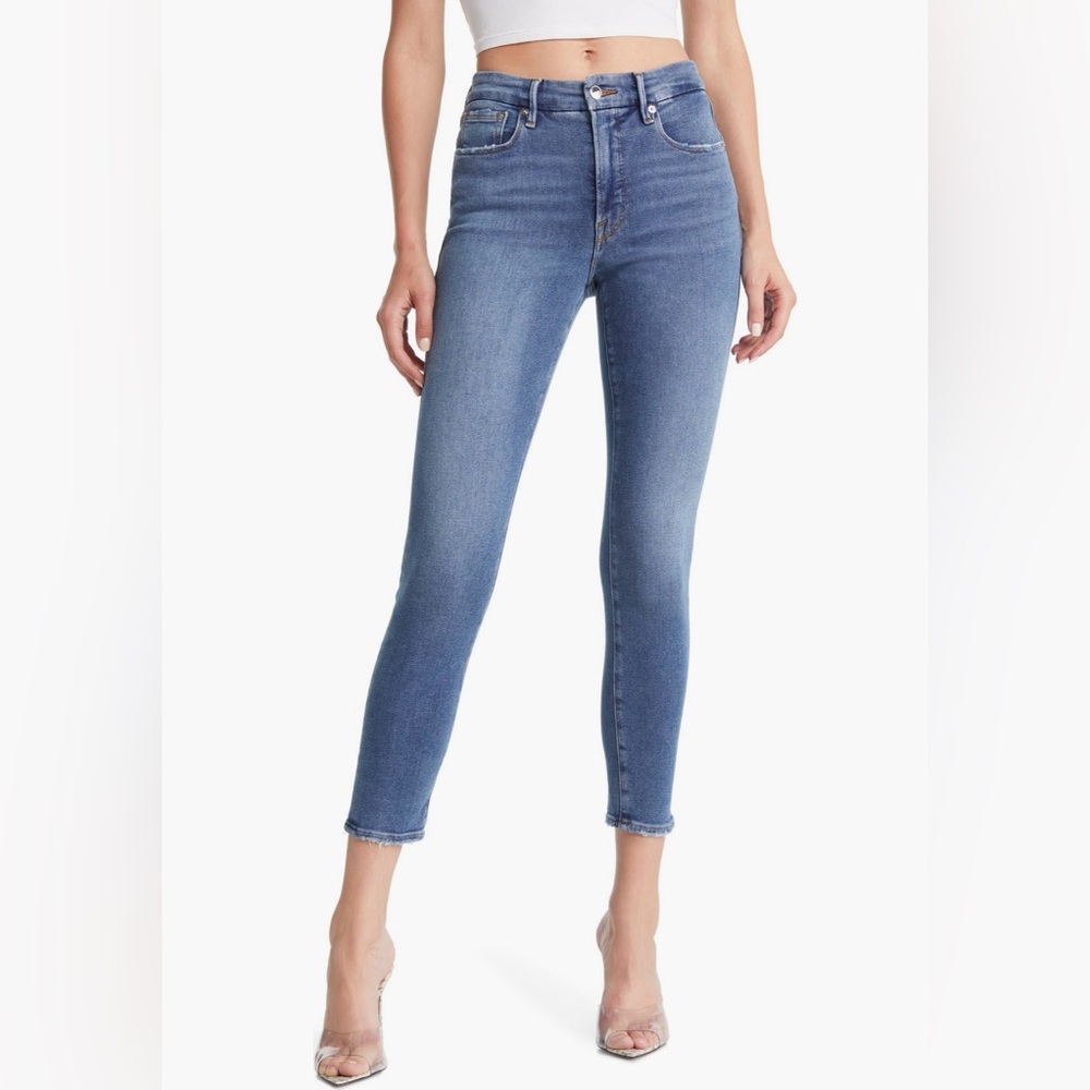 Good American Good Legs Frayed Organic Cotton Crop Stretch Skinny Jeans